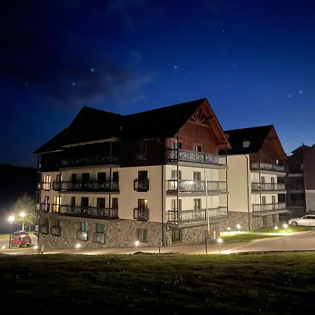 Góralskie Trimont, Nad Górskim Zalewem